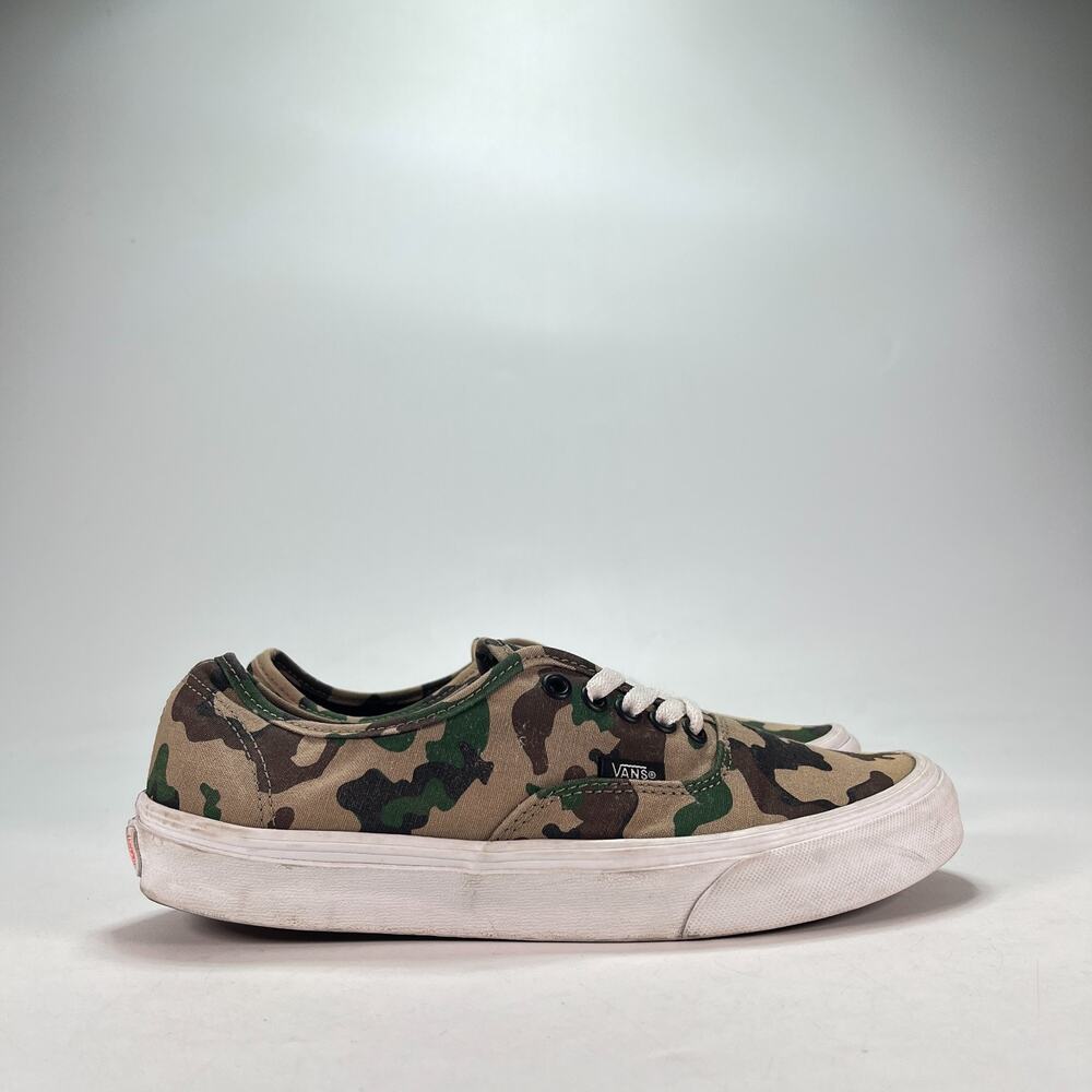 Vans Authentic Olive Green Camo Low Top Shoes Sneakers Men's Size 8.5 Women's 10